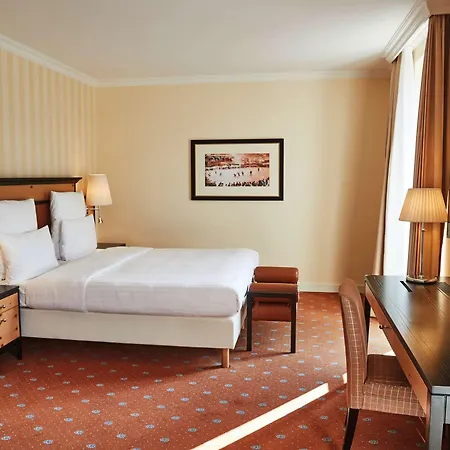 Steigenberger Icon Grandhotel Belvedere Hotel