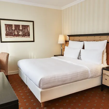 Steigenberger Icon Grandhotel Belvedere Hotel