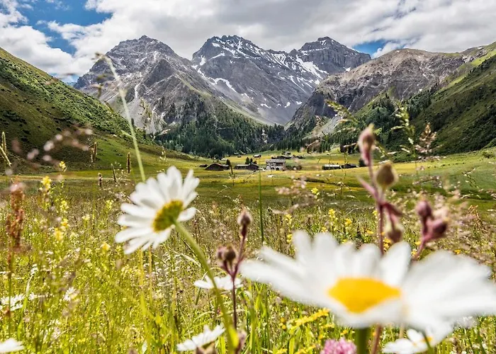 Steigenberger Icon Grandhotel Belvedere Готель 5*