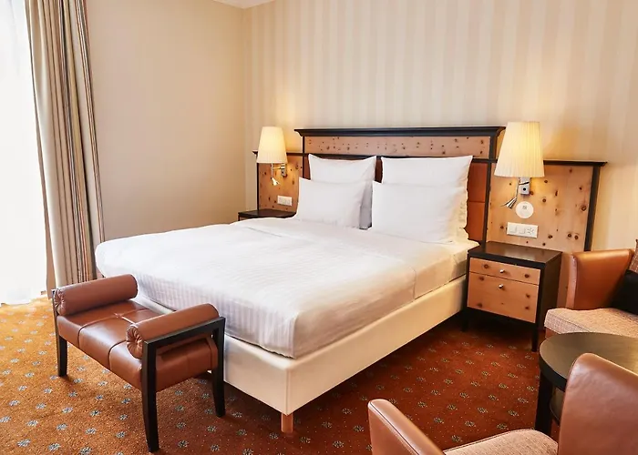 Steigenberger Icon Grandhotel Belvédère Hotel