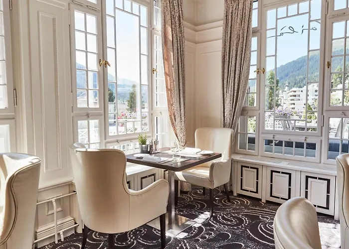 Steigenberger Icon Grandhotel Belvédère 5*