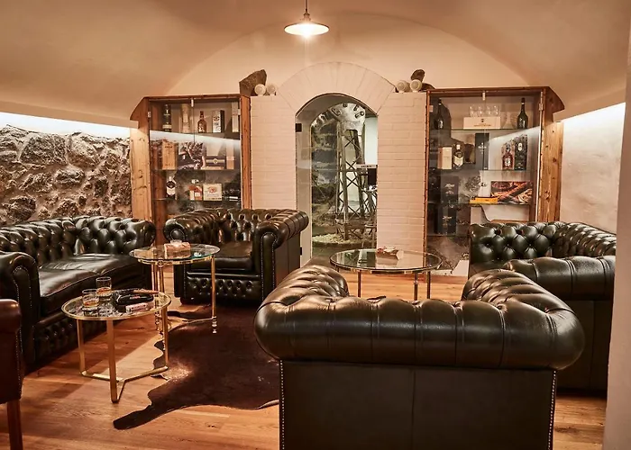 Готель Steigenberger Icon Grandhotel Belvedere 5*